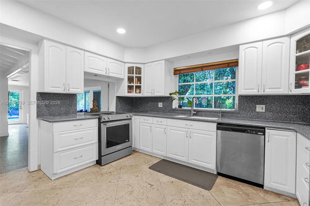9325 NE 5th Ave Miami Shores, FL 33138