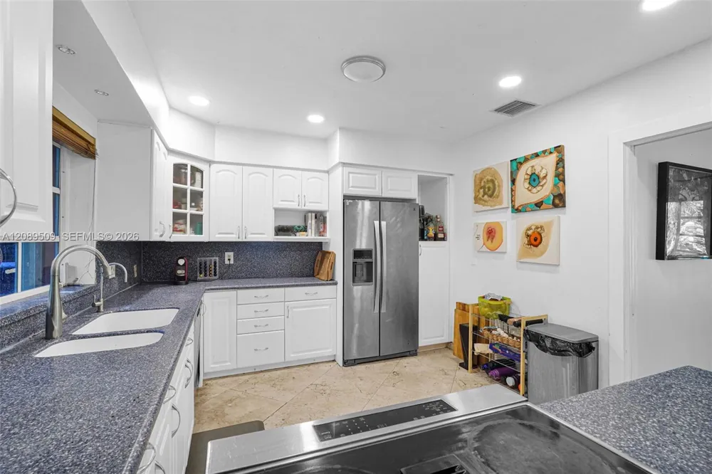 9325 NE 5th Ave Miami Shores, FL 33138