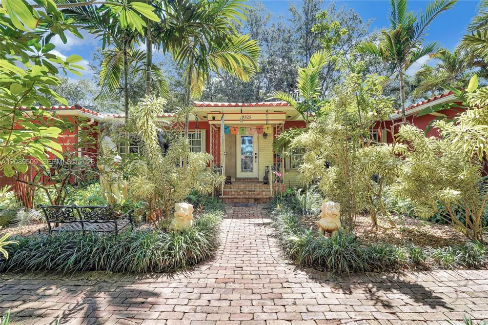 9325 NE 5th Ave Miami Shores, FL 33138