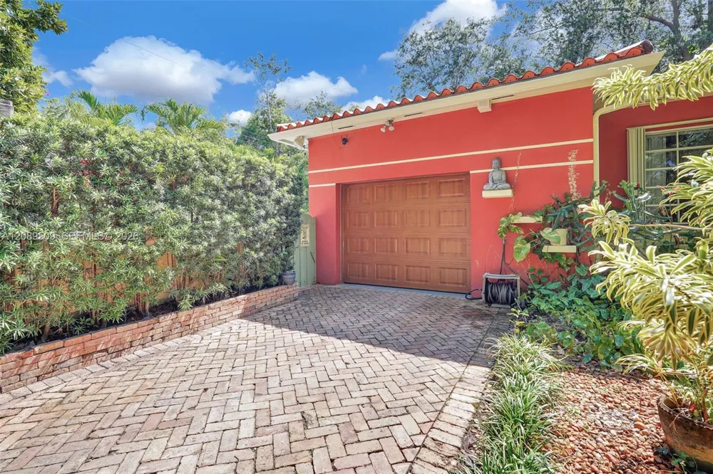 9325 NE 5th Ave Miami Shores, FL 33138