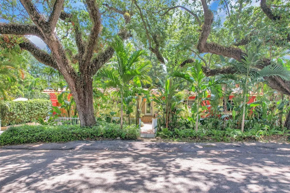 9325 NE 5th Ave Miami Shores, FL 33138