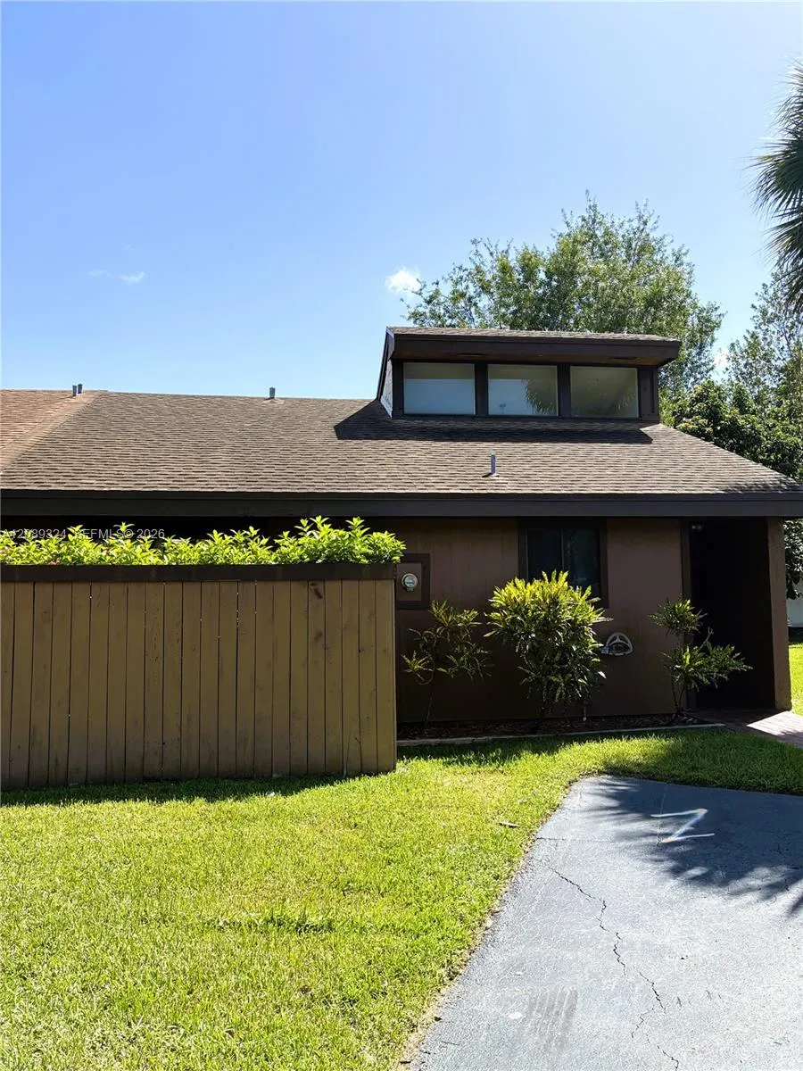 9324 SW 132nd St Miami, FL 33176