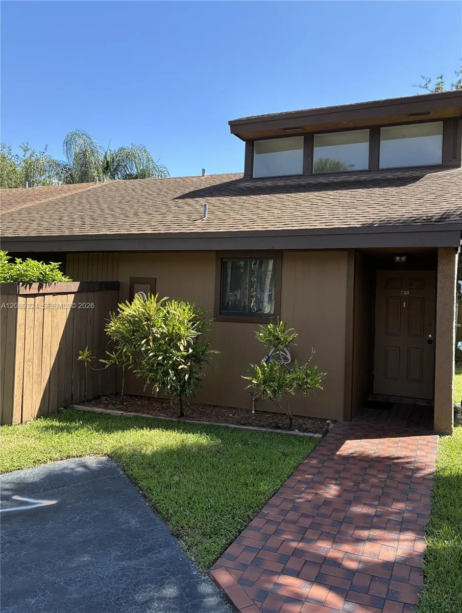 9324 SW 132nd St Miami, FL 33176