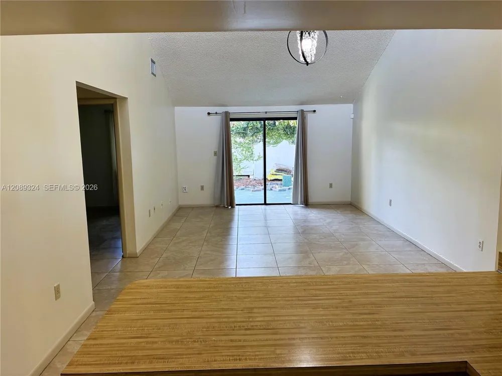 9324 SW 132nd St Miami, FL 33176