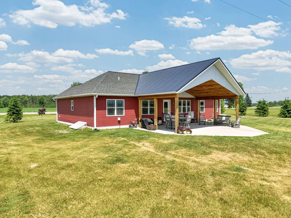 4690 E Houghton Lake Road Lake City, MI 49651