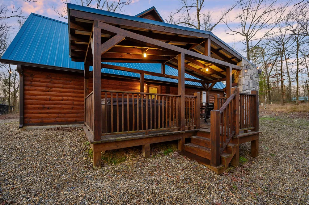 161 Lucian Sorrel Broken Bow, OK 74728