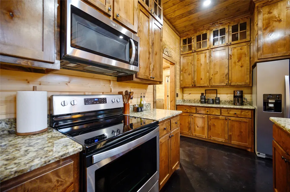 161 Lucian Sorrel Broken Bow, OK 74728