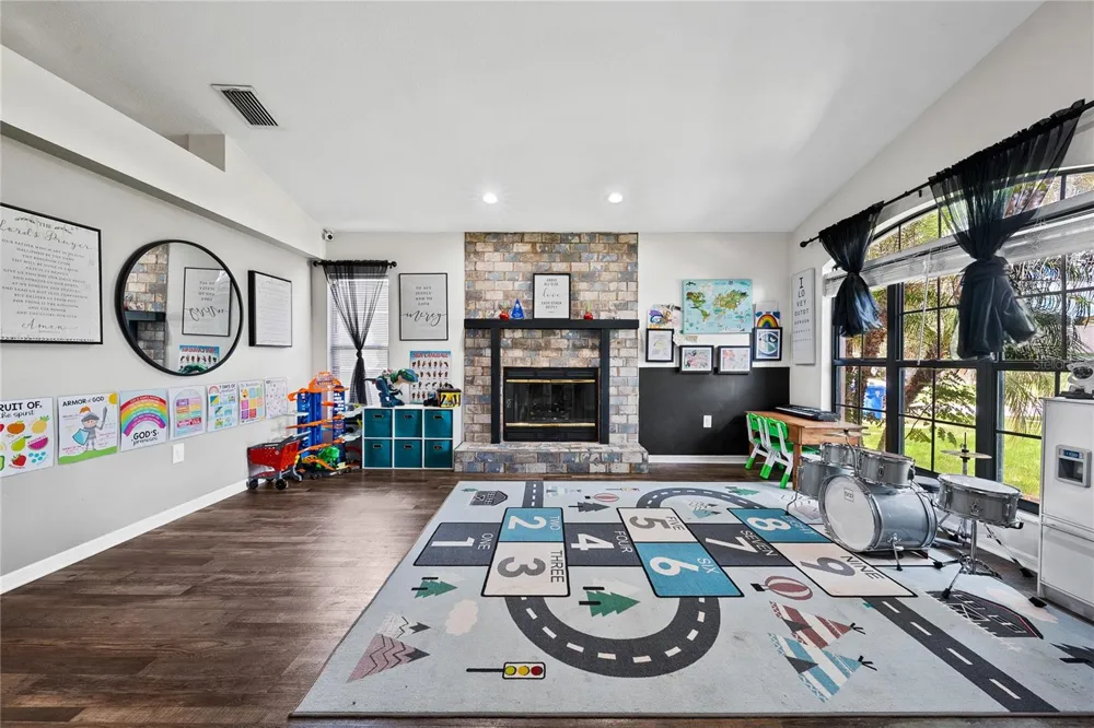10511 DEEPBROOK DRIVE Riverview, FL 33569