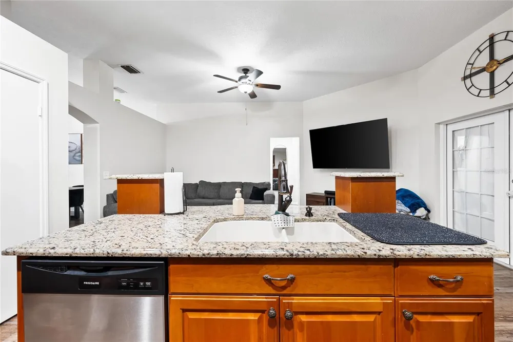 10511 DEEPBROOK DRIVE Riverview, FL 33569