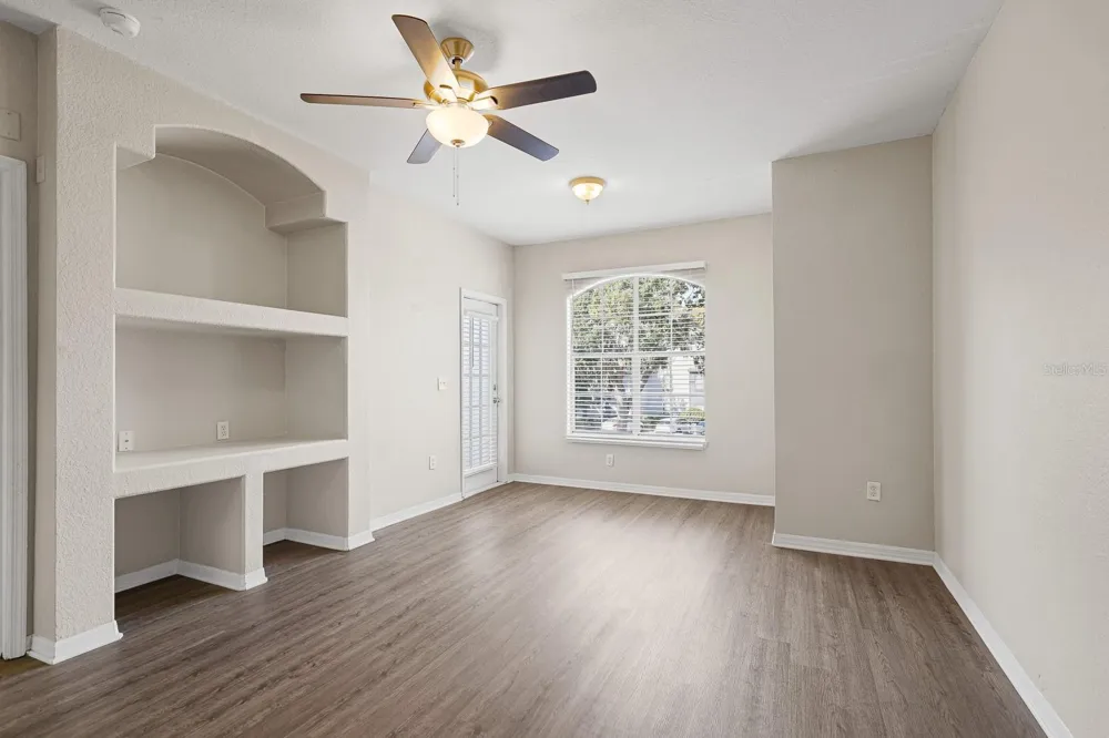 8513 LUCUYA WAY #209 Temple Terrace, FL 33637