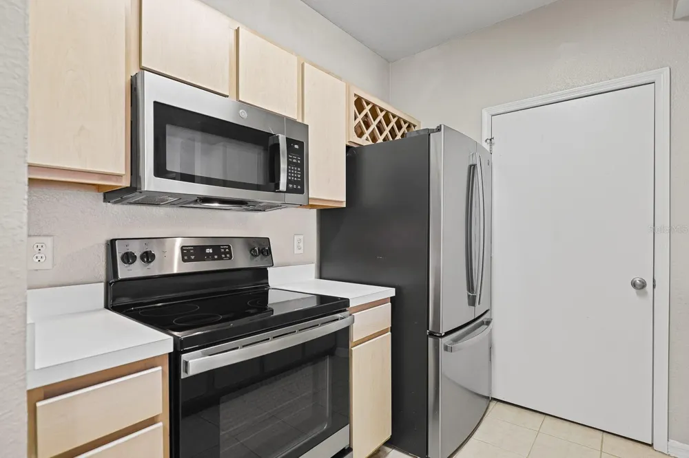 8513 LUCUYA WAY #209 Temple Terrace, FL 33637