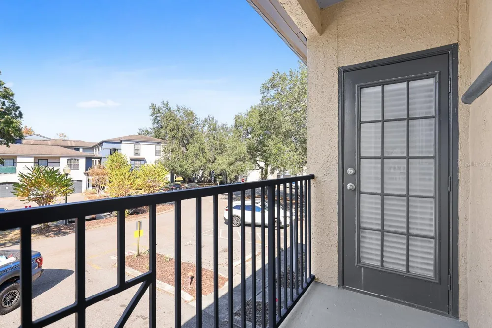 8513 LUCUYA WAY #209 Temple Terrace, FL 33637