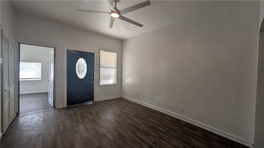 322 E Henrietta Avenue Kingsville, TX 78363