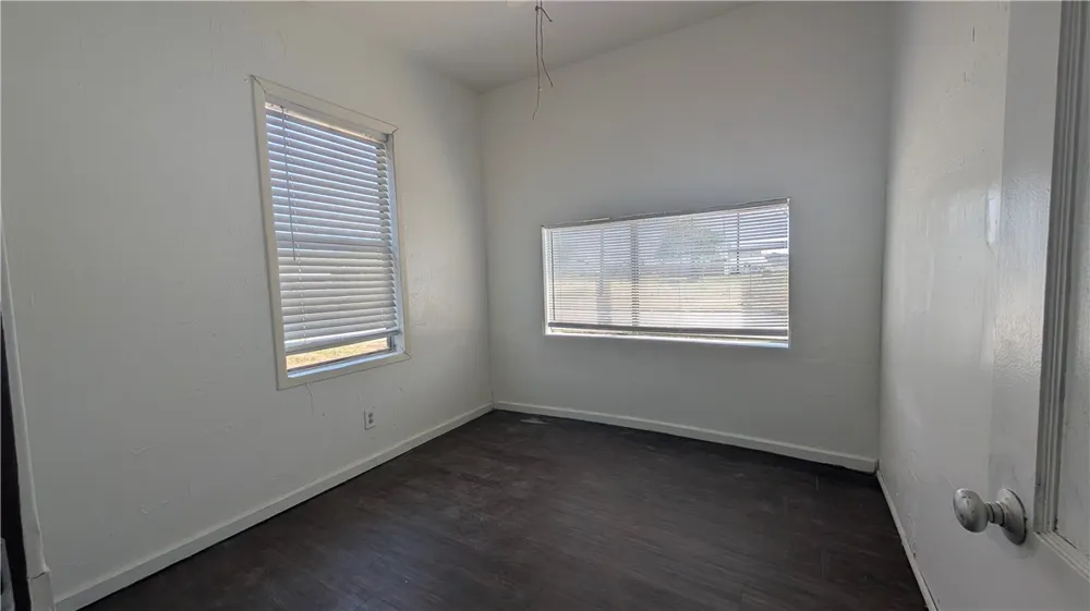 322 E Henrietta Avenue Kingsville, TX 78363