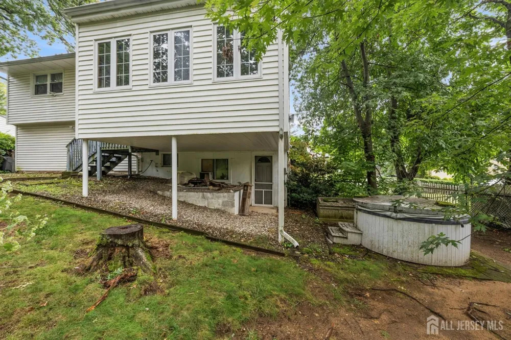 26 Bradford Road East Brunswick, NJ 08816