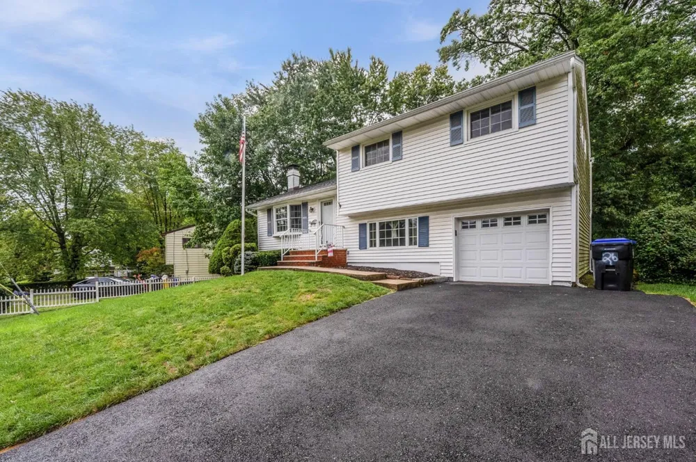 26 Bradford Road East Brunswick, NJ 08816