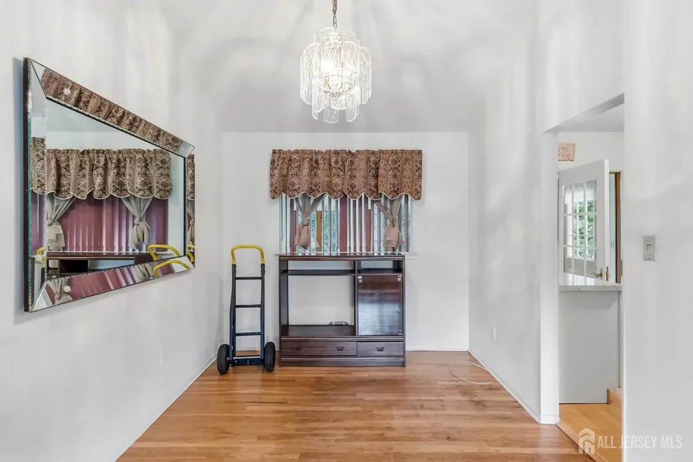 26 Bradford Road East Brunswick, NJ 08816