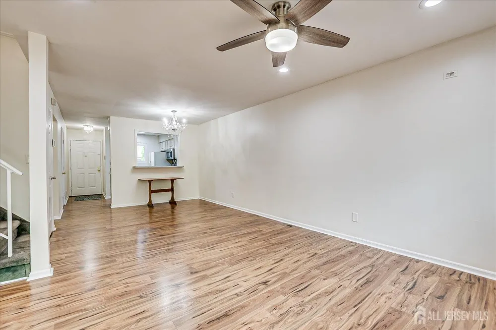 12 Tulip Court Edison, NJ 08820