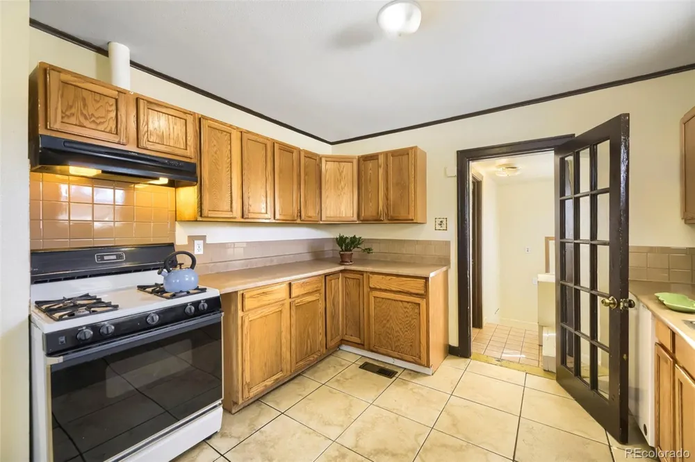 2252 S Galapago Street Denver, CO 80223