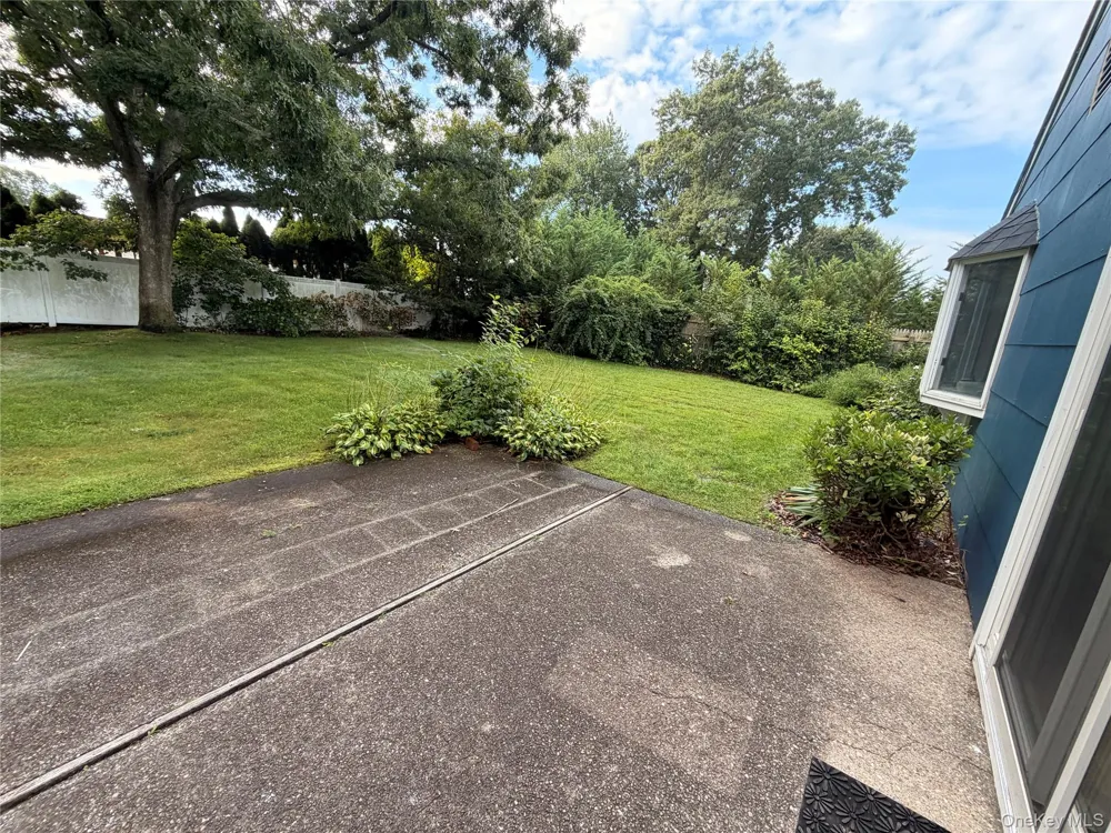 20 Tulip Hill Lane South Setauket, NY 11720