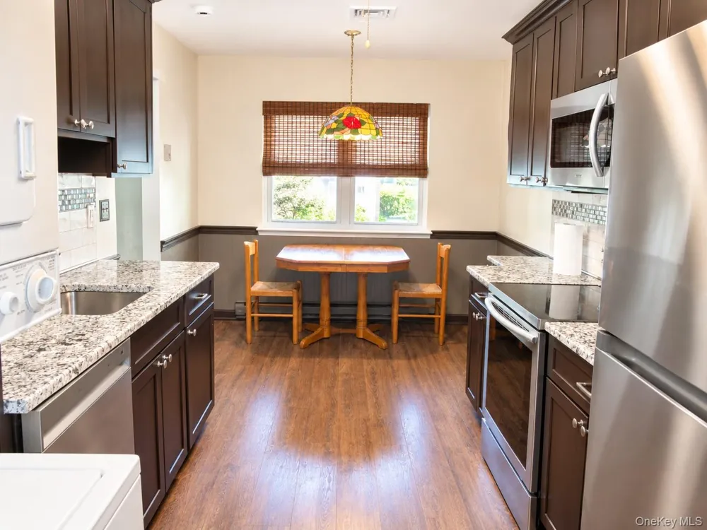 506 Alden Court Saint James, NY 11780