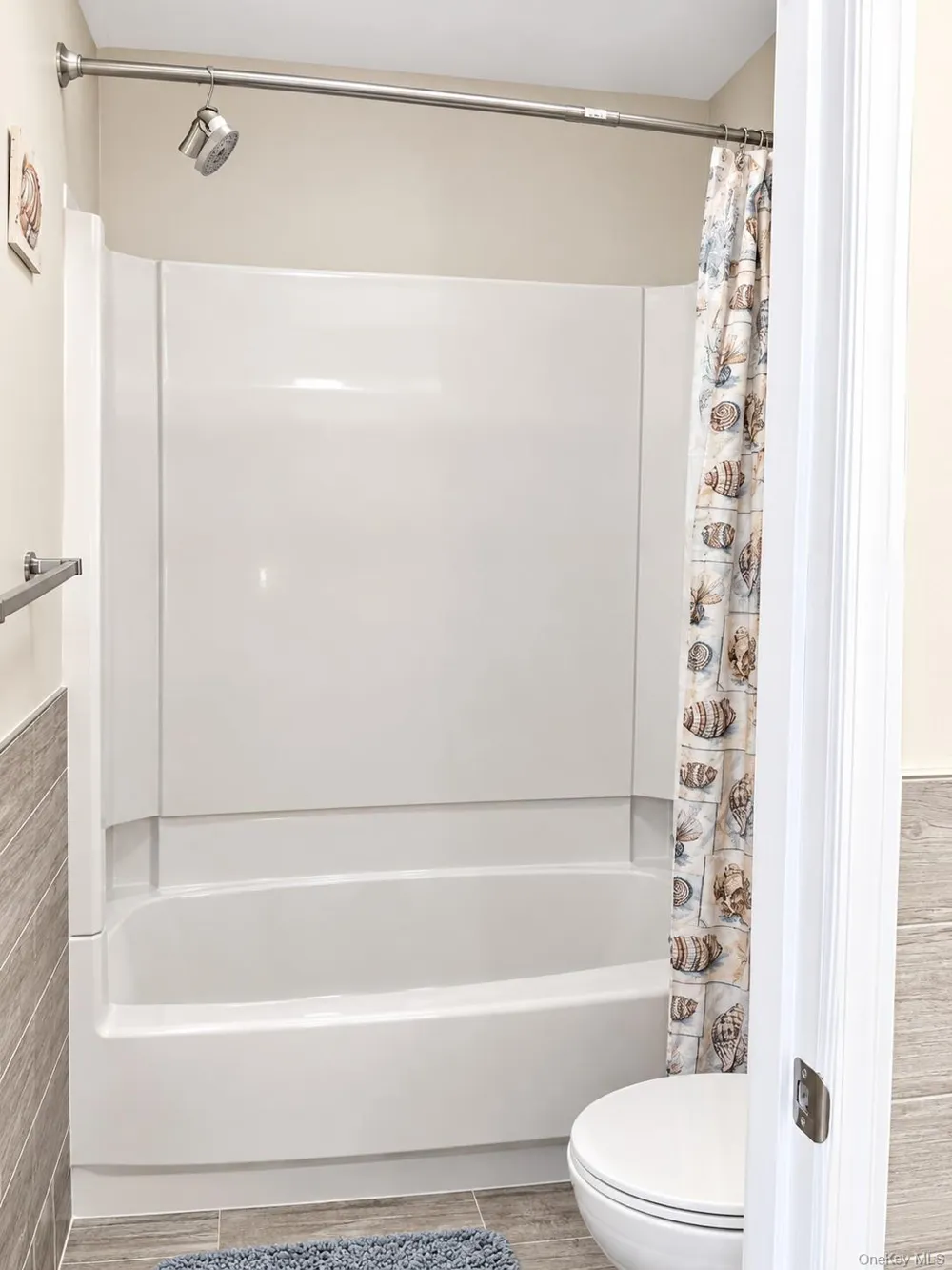 506 Alden Court Saint James, NY 11780