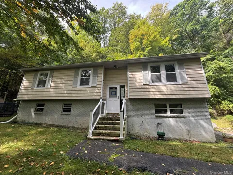 205 Canopus Hollow Road