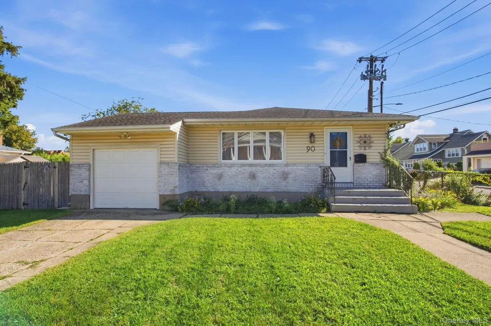 90 Conklin Street Farmingdale, NY 11735
