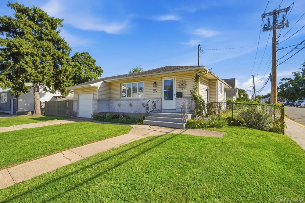 90 Conklin Street Farmingdale, NY 11735