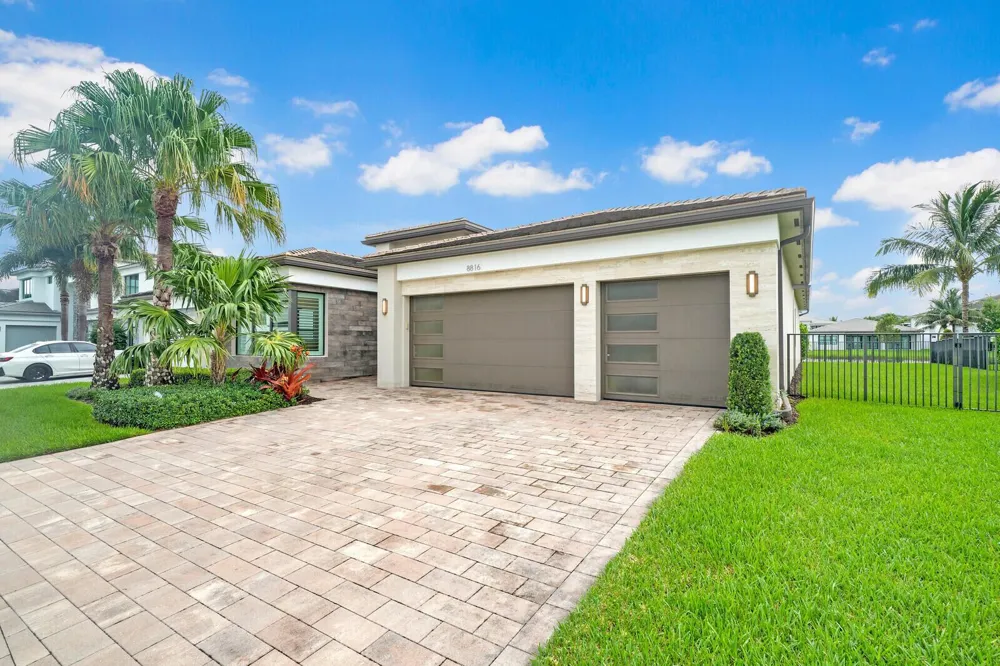 8816 Skyward Street Boca Raton, FL 33496