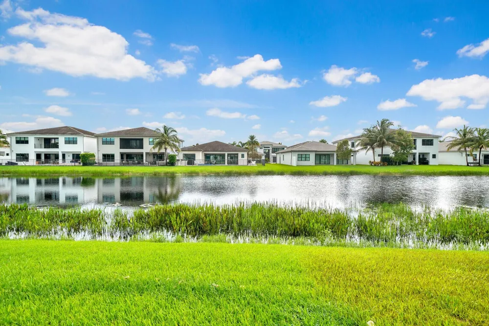 8816 Skyward Street Boca Raton, FL 33496