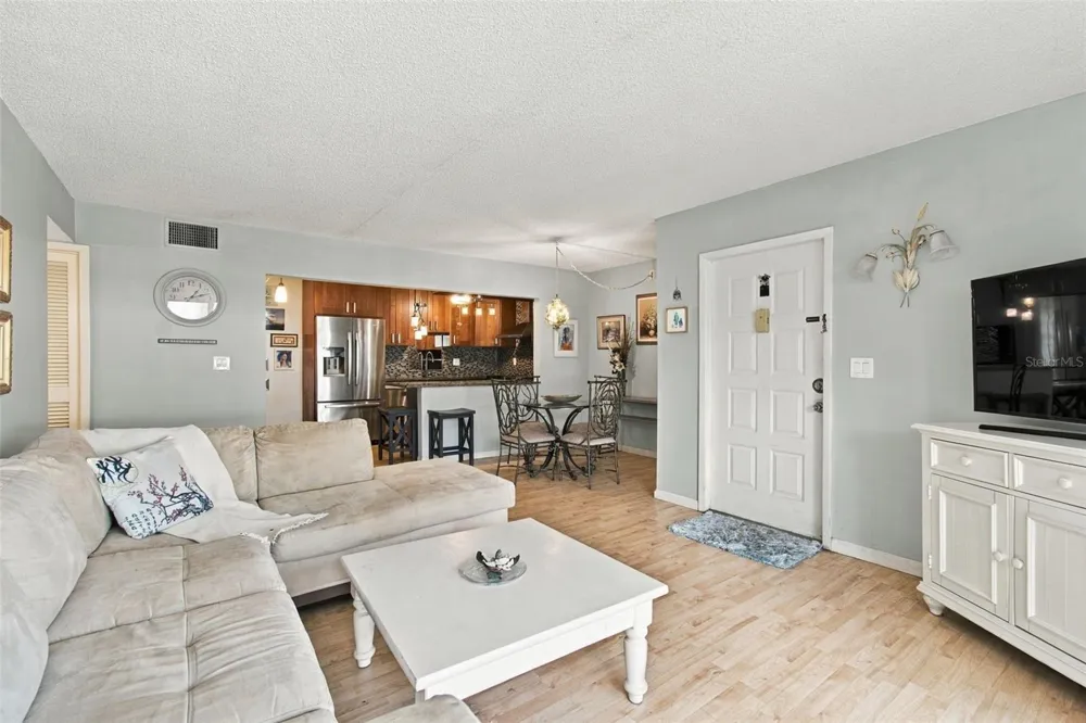 1488 PINE GLEN LANE #A1 Tarpon Springs, FL 34688
