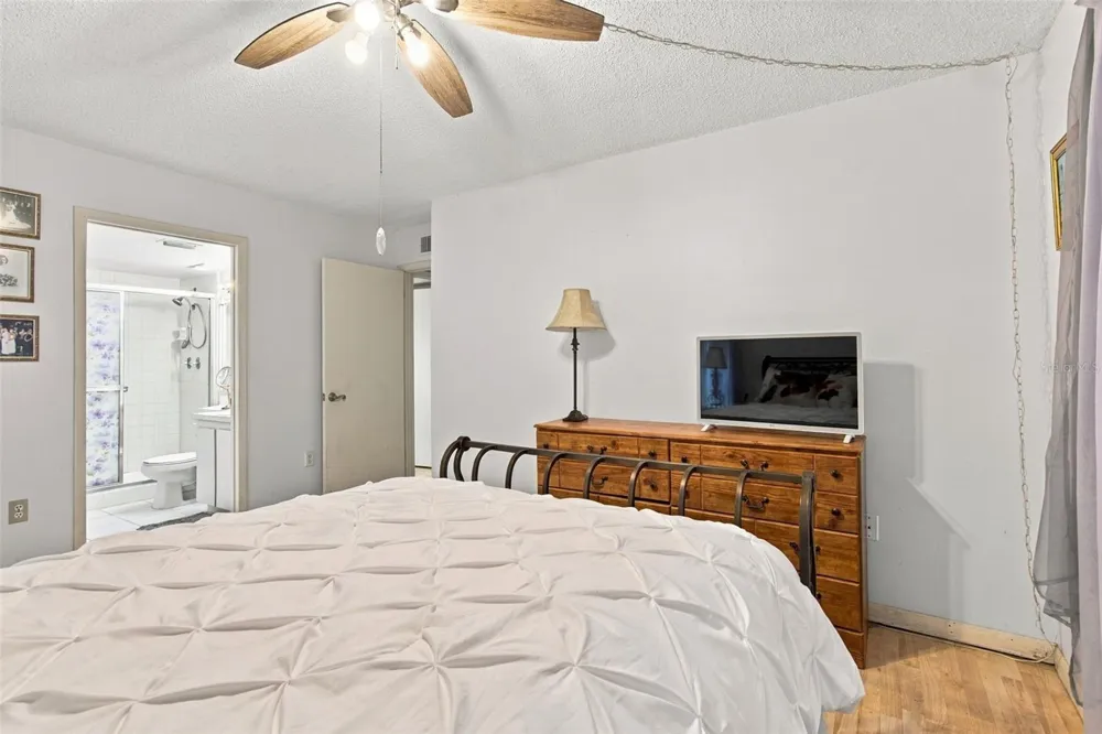 1488 PINE GLEN LANE #A1 Tarpon Springs, FL 34688