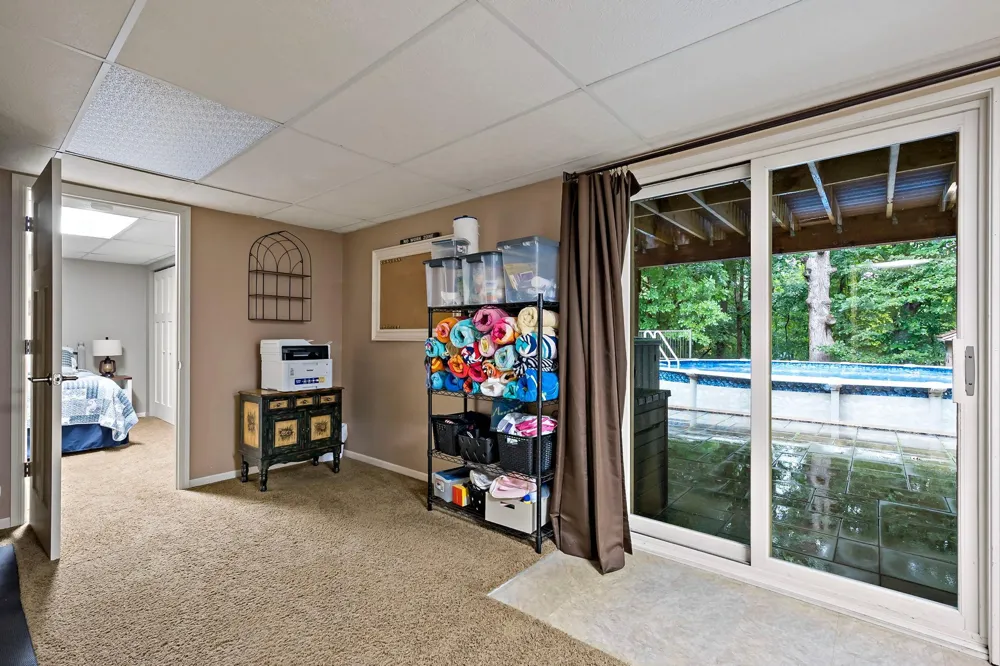 112112 Haering Lane Chaska, MN 55318