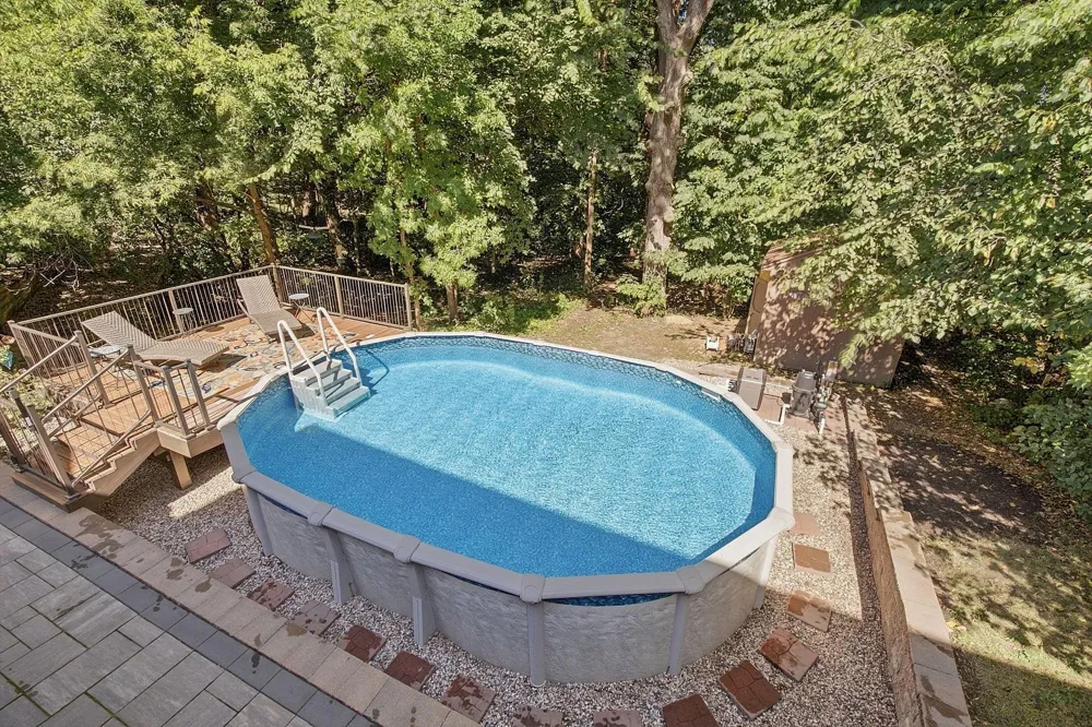 112112 Haering Lane Chaska, MN 55318