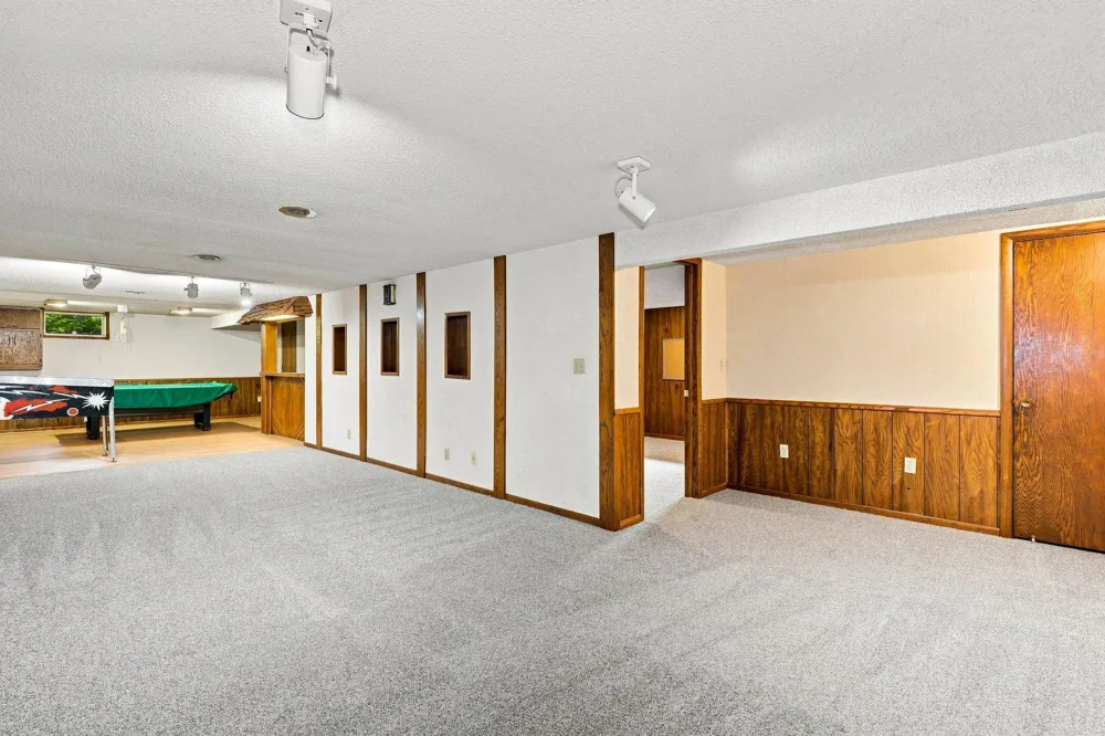 7158 Upper 139th Street W Apple Valley, MN 55124
