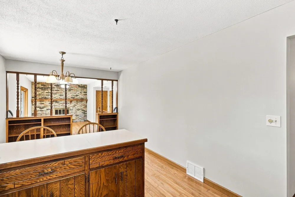 7158 Upper 139th Street W Apple Valley, MN 55124