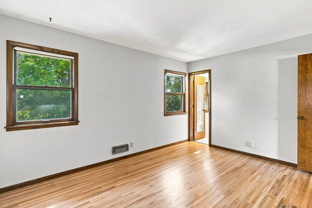 7158 Upper 139th Street W Apple Valley, MN 55124