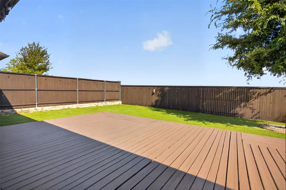 928 Slate Lane Celina, TX 75009