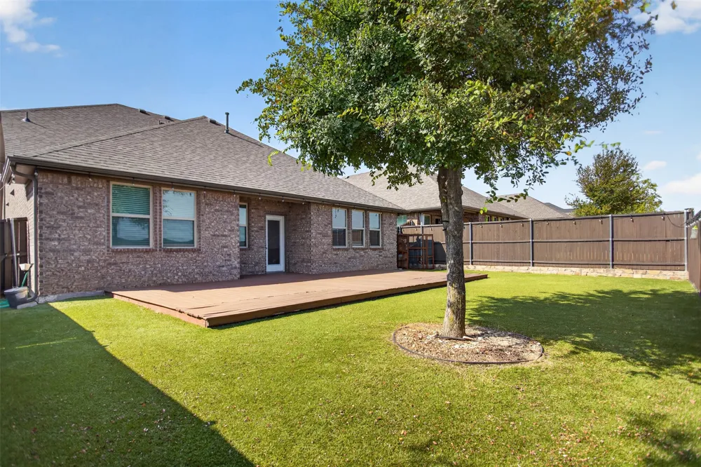 928 Slate Lane Celina, TX 75009