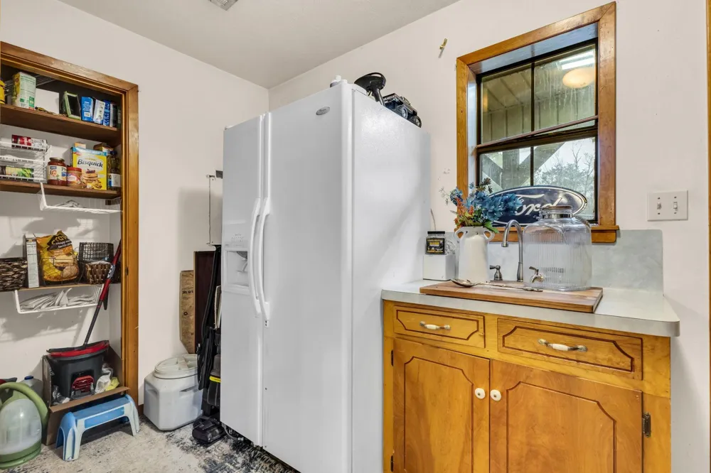 498 County Road 459 Key Kirbyville, TX 75956