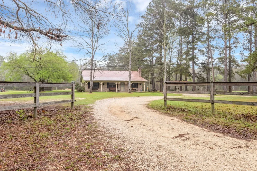 498 County Road 459 Key Kirbyville, TX 75956