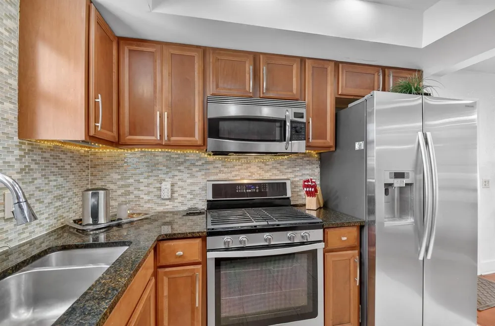328 Monroe Drive West Palm Beach, FL 33405