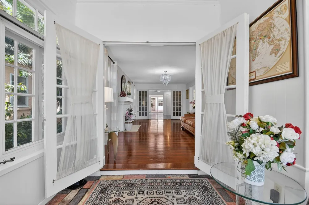 328 Monroe Drive West Palm Beach, FL 33405