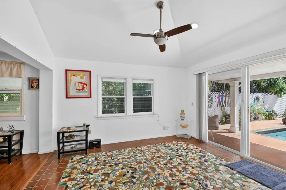 328 Monroe Drive West Palm Beach, FL 33405