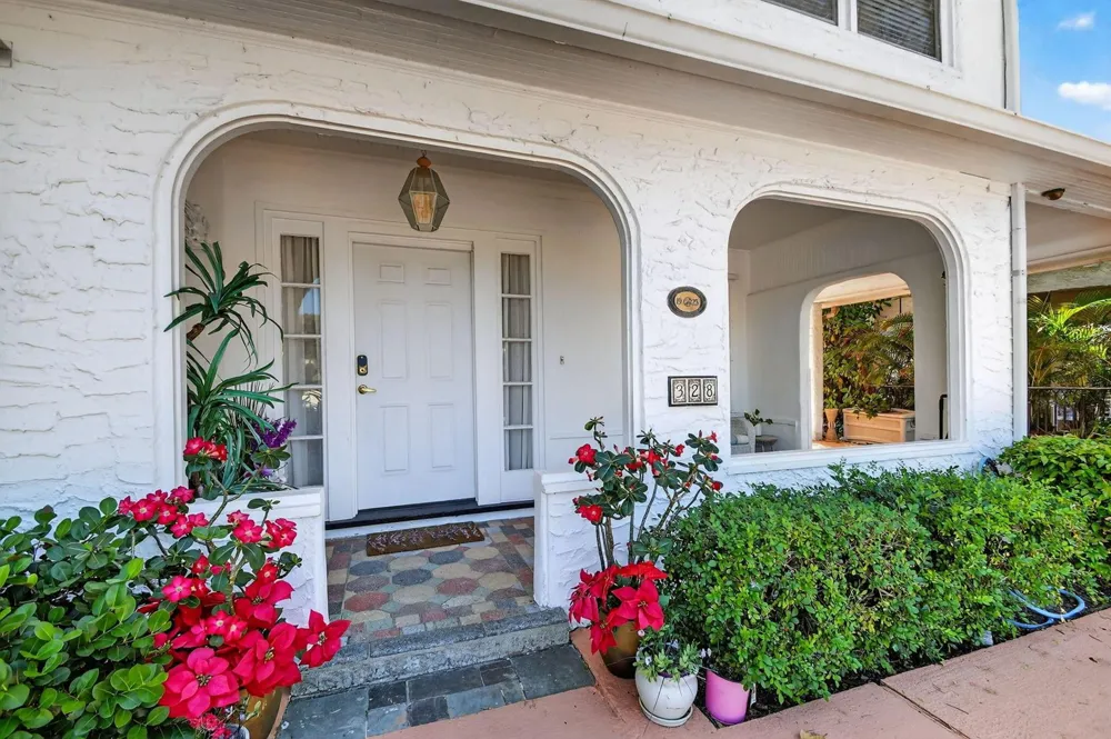 328 Monroe Drive West Palm Beach, FL 33405