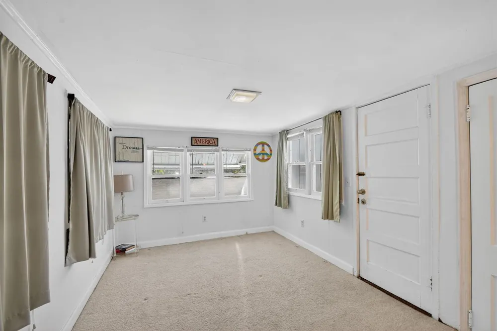 328 Monroe Drive West Palm Beach, FL 33405
