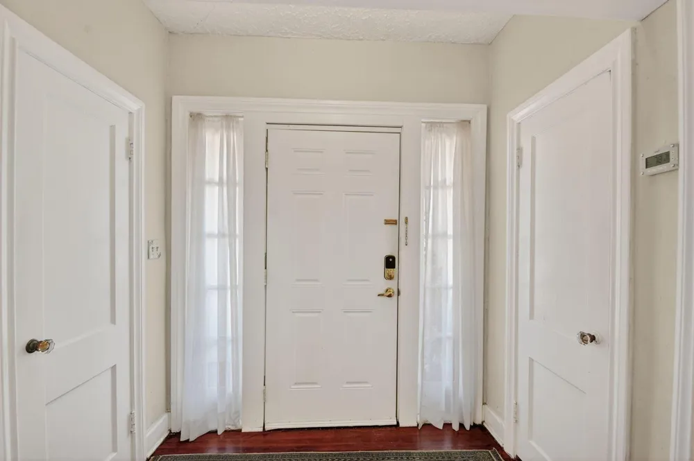 328 Monroe Drive West Palm Beach, FL 33405