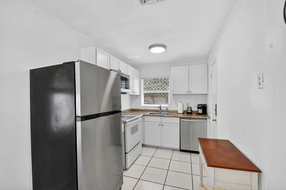328 Monroe Drive West Palm Beach, FL 33405