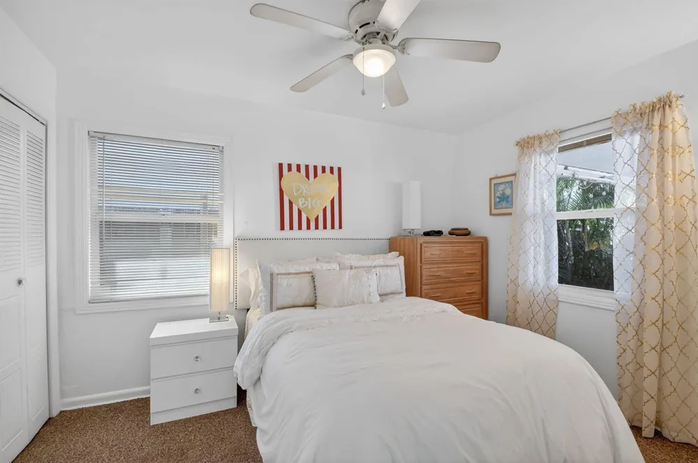 328 Monroe Drive West Palm Beach, FL 33405